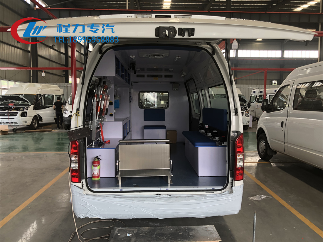 福田G9救護(hù)車（汽油）