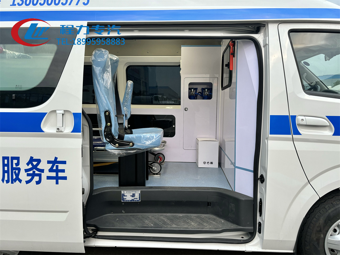 福田G7短軸傷殘運(yùn)送車（汽油）