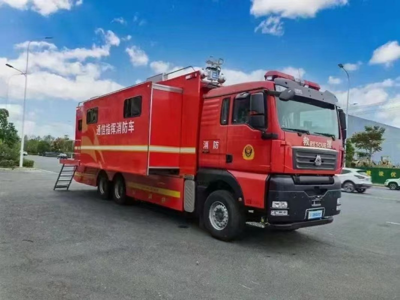 豪沃通信消防指揮車