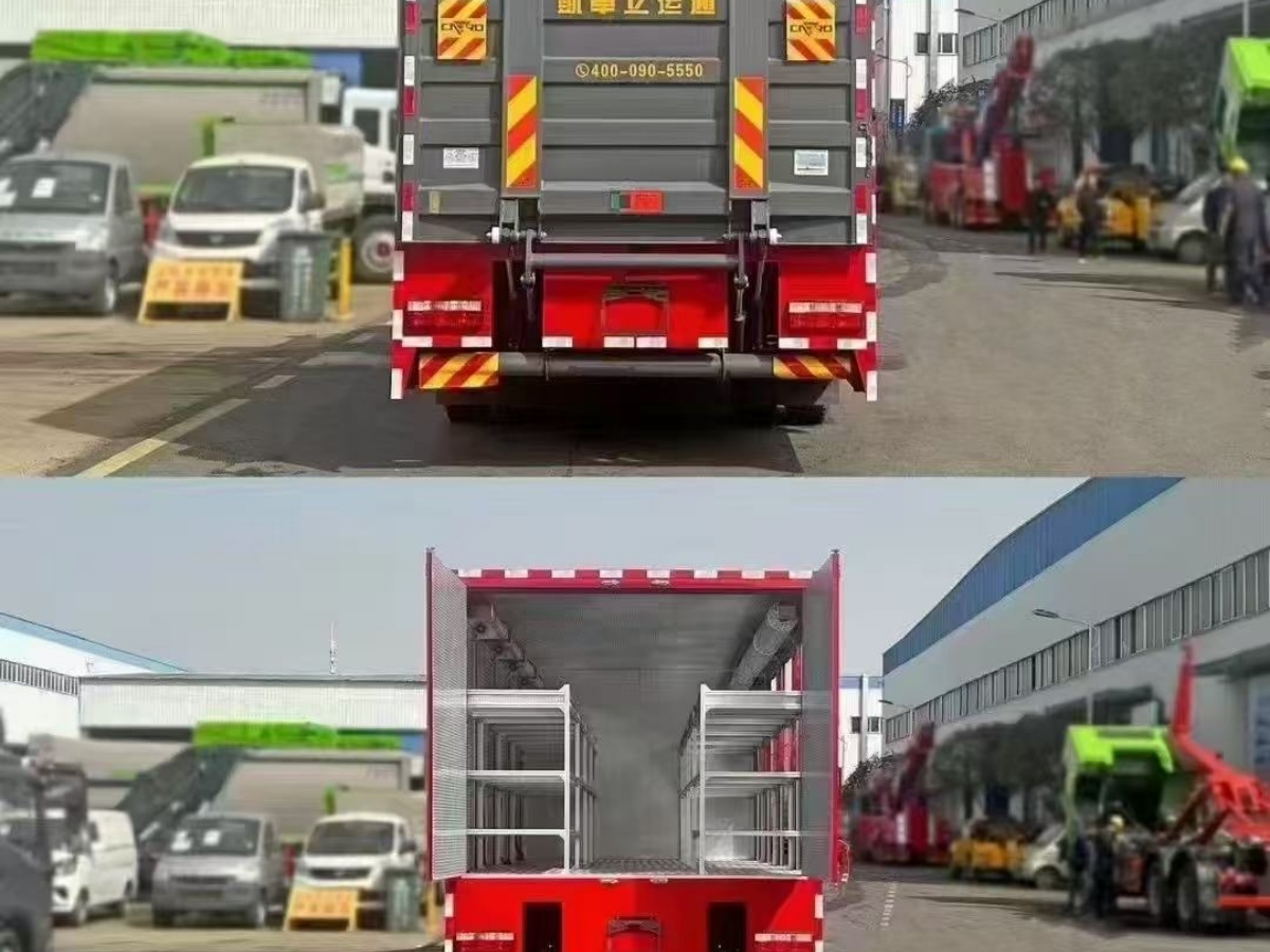 東風(fēng)天錦裝備運(yùn)輸車(chē)